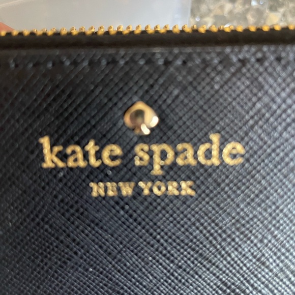 BNWOT KATE SPADE ZIPPER WALLET - Picture 7 of 7